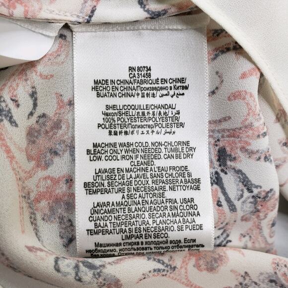 BCBGMAXAZRIA Handkerchief Hem Floral Blouse Runs Large - Picture 9 of 9